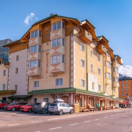 Sport Hotel Vittoria Пассо-дель-Тонале Экстерьер фото