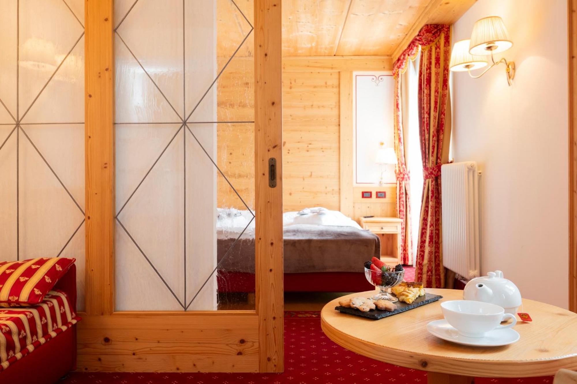 Sport Hotel Vittoria Пассо-дель-Тонале Экстерьер фото