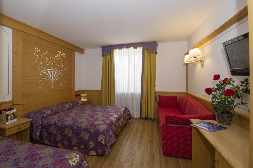Sport Hotel Vittoria Пассо-дель-Тонале Экстерьер фото