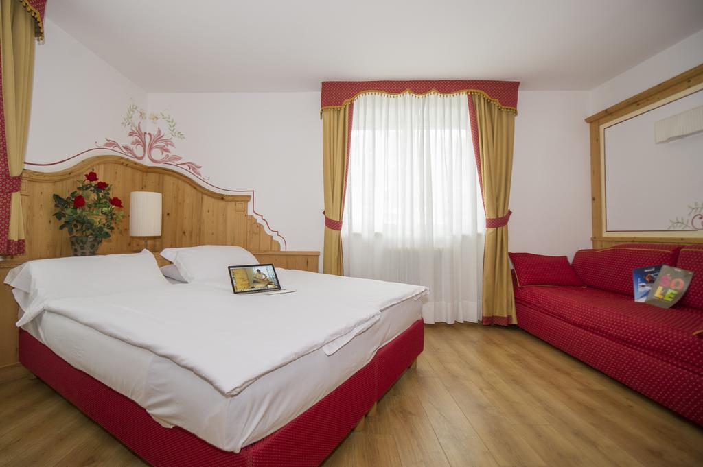 Sport Hotel Vittoria Пассо-дель-Тонале Экстерьер фото