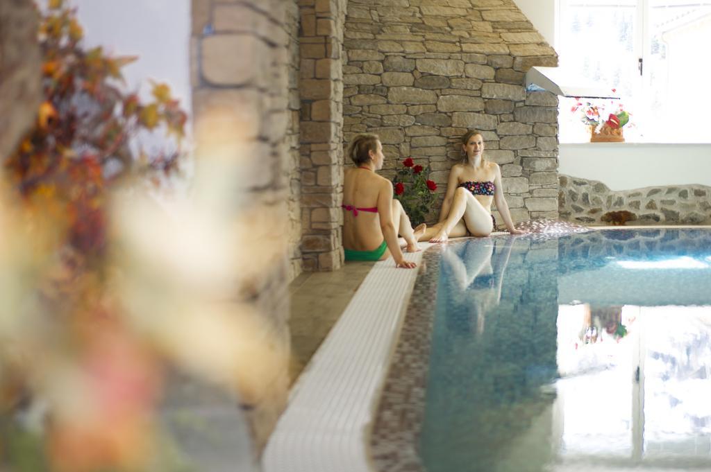 Sport Hotel Vittoria Пассо-дель-Тонале Экстерьер фото