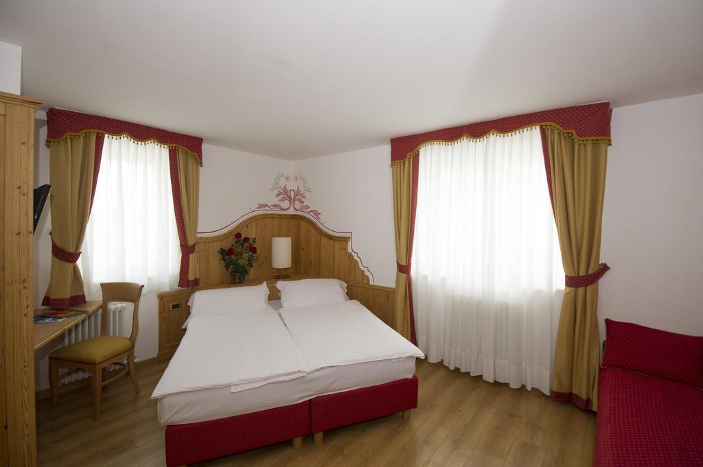 Sport Hotel Vittoria Пассо-дель-Тонале Экстерьер фото